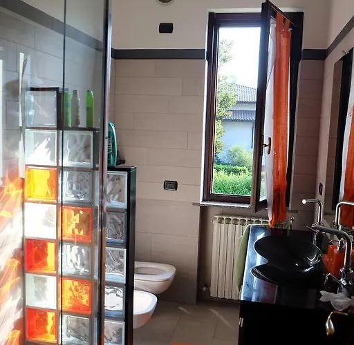 Aria Di Casa 3*
